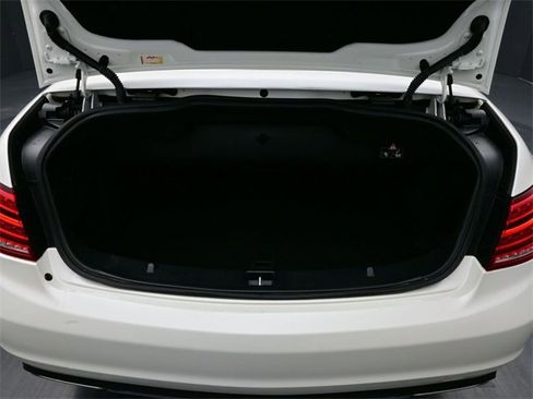 Used 2017 Mercedes-Benz E 400 Cabriolet image 13