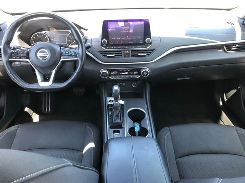 Used 2019 Nissan Altima 2.5 SV AWD/4WD image 10