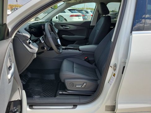 New 2026 Audi Q3 quattro 2.0T AWD/4WD image 8