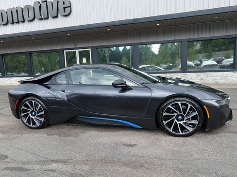 Used 2015 BMW i8 image 64