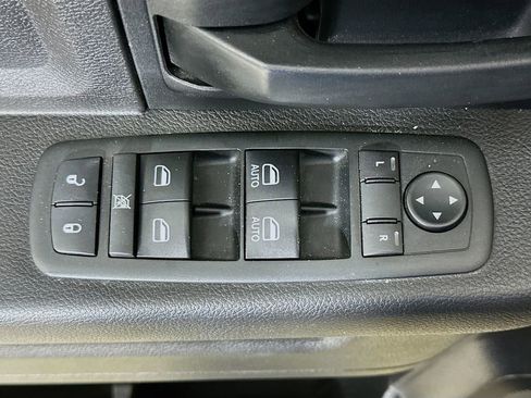 Used 2014 RAM 1500 Express w/ Black Ram 1500 Express Group AWD/4WD image 22