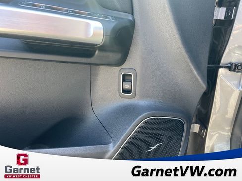 Used 2023 Mercedes-Benz EQB 350 4MATIC SUV image 36