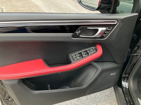 Used 2020 Porsche Macan S image 7