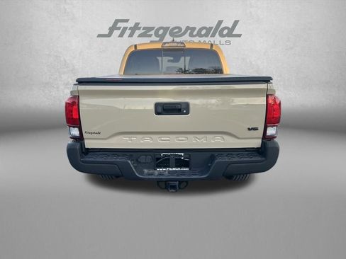 Used 2019 Toyota Tacoma TRD Off-Road image 6