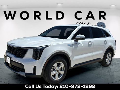 New 2026 Kia Sorento LX FWD image 11