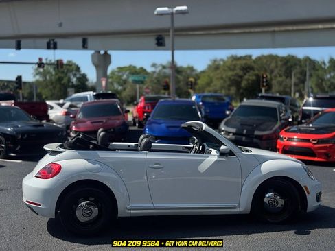 Used 2015 Volkswagen Beetle 1.8T FWD image 8