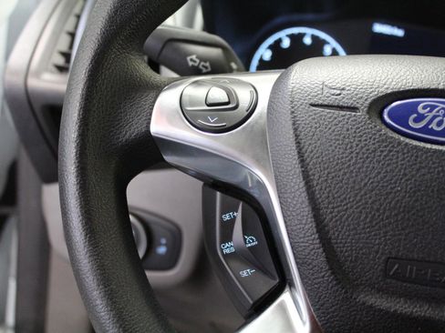 Used 2022 Ford Transit Connect XL image 9