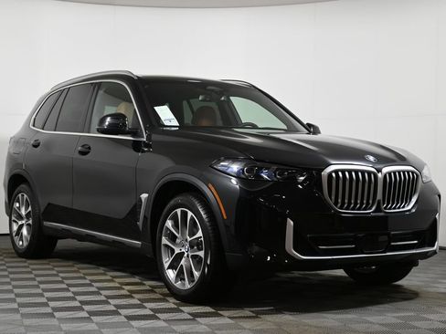 New 2026 BMW X5 xDrive40i w/ Premium Package image 9