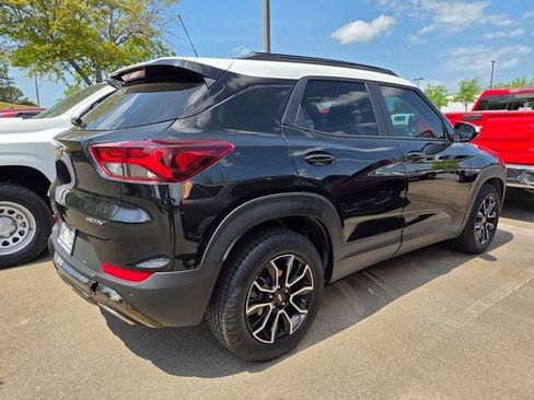 Used 2023 Chevrolet TrailBlazer ACTIV w/ Convenience Package image 5