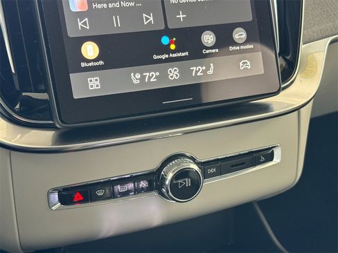 New 2026 Volvo XC90 T8 Ultra image 21