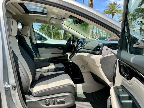 New 2026 Honda Odyssey Elite image 15