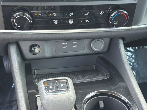 Certified 2024 Nissan Rogue S FWD image 26