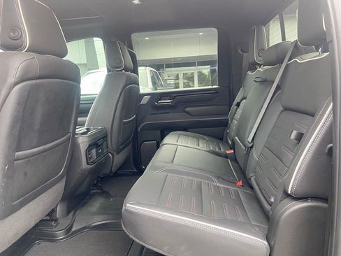 Used 2024 GMC Sierra 2500 AT4X AWD/4WD image 15