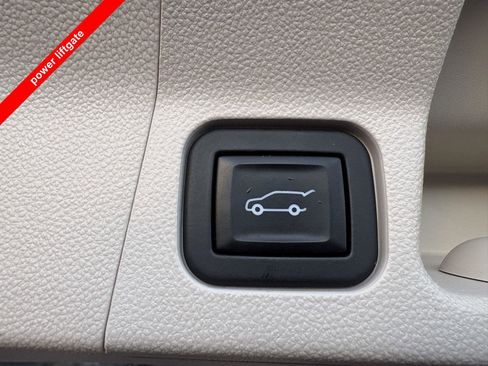 Used 2020 GMC Acadia Denali w/ Technology Package image 8