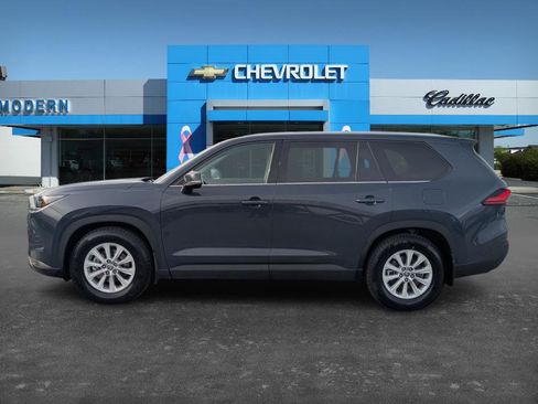 Used 2024 Toyota Grand Highlander XLE image 8