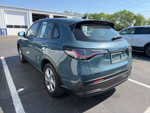Certified 2024 Honda HR-V LX image 2