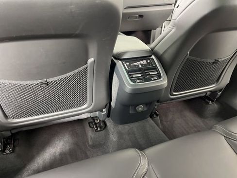 Used 2023 Volvo XC60 B5 Ultimate w/ Climate Package image 41