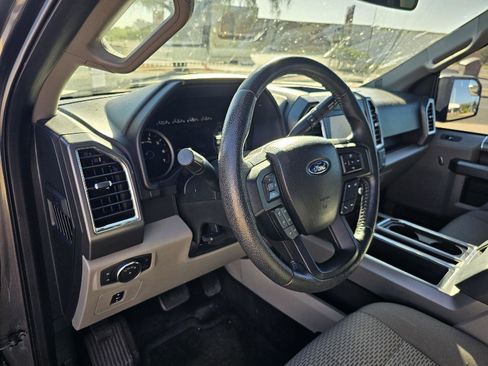 Used 2015 Ford F150 XLT w/ Equipment Group 302A Luxury image 26