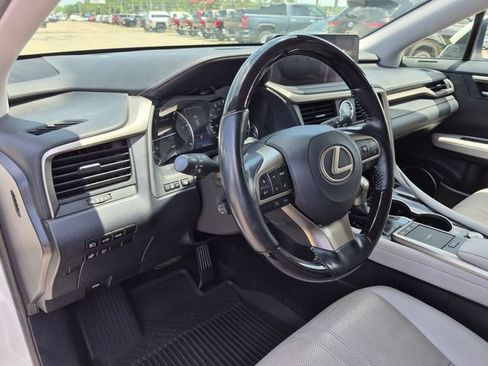 Used 2021 Lexus RX 350L Luxury w/ Cold Weather Package AWD/4WD image 10
