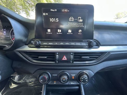 Used 2021 Kia Forte LXS FWD image 17