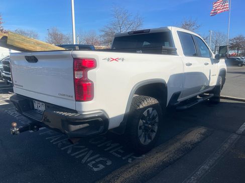 Used 2022 Chevrolet Silverado 2500 Custom w/ Custom Value Package image 6