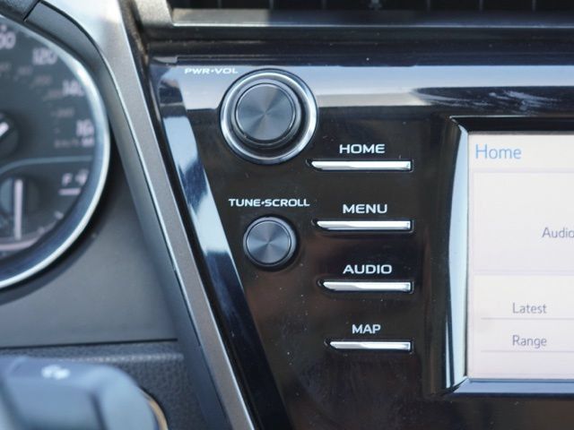 Used 2020 Toyota Camry SE FWD image 24