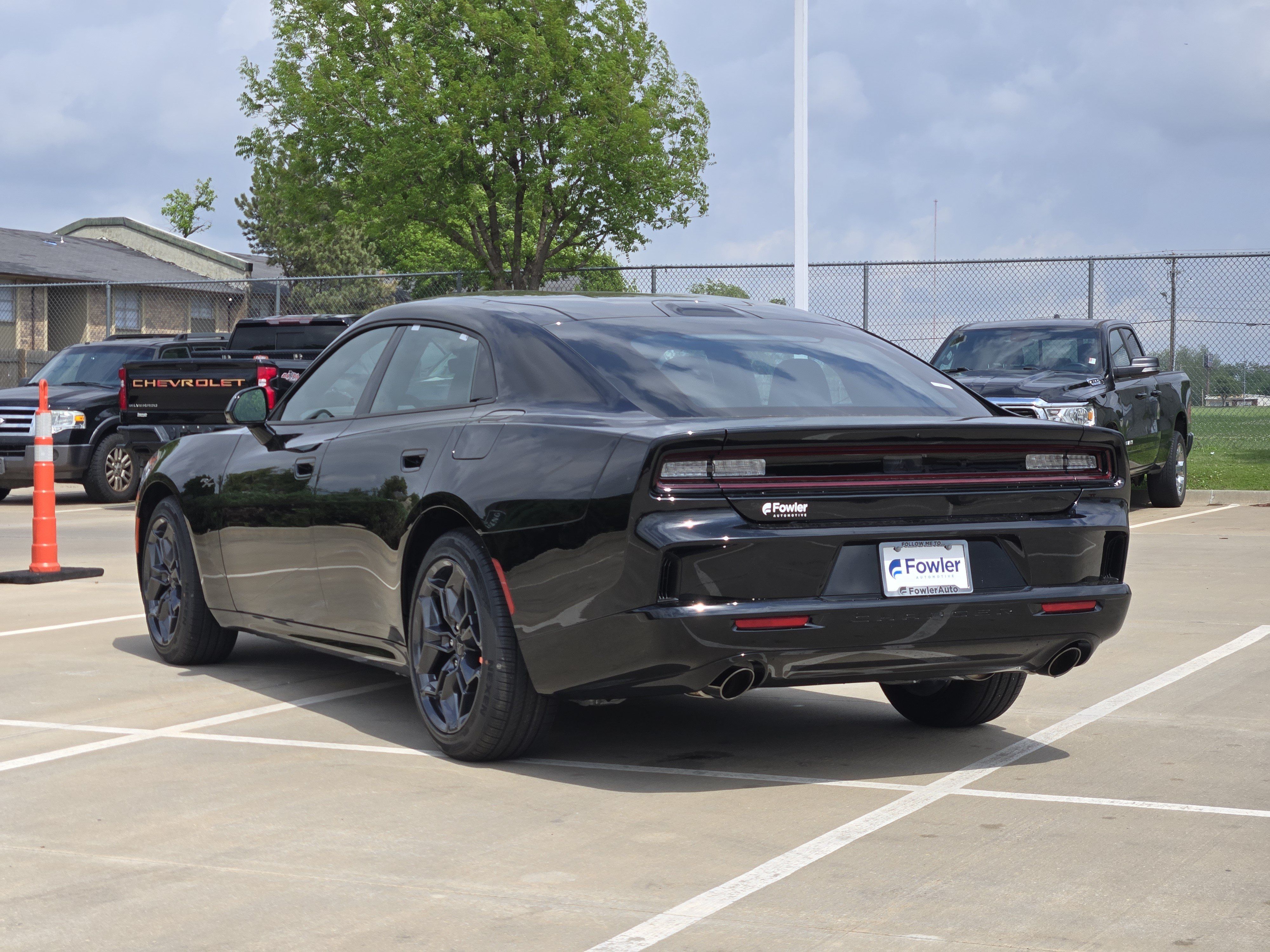 New 2026 Dodge Charger R/T w/ Blacktop Package AWD/4WD image 3