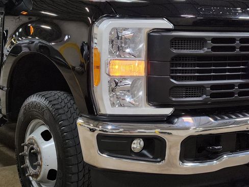 Used 2023 Ford F350 XL w/ XL Chrome Package AWD/4WD image 13