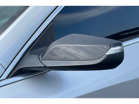 Used 2018 Chevrolet Malibu LT w/ Redline Edition FWD image 12