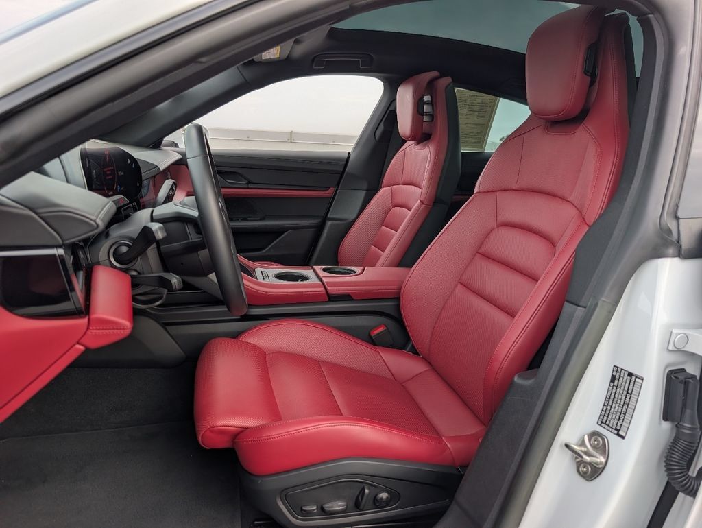 Certified 2023 Porsche Taycan RWD image 5