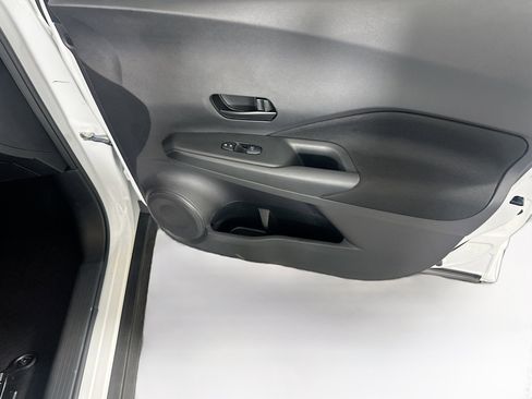 Used 2024 Nissan Kicks S FWD image 29