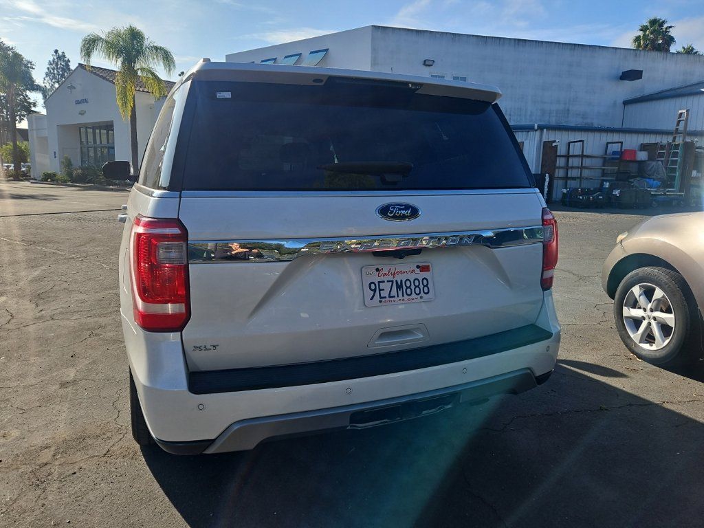 Used 2019 Ford Expedition XLT w/ Equipment Group 202A RWD image 6