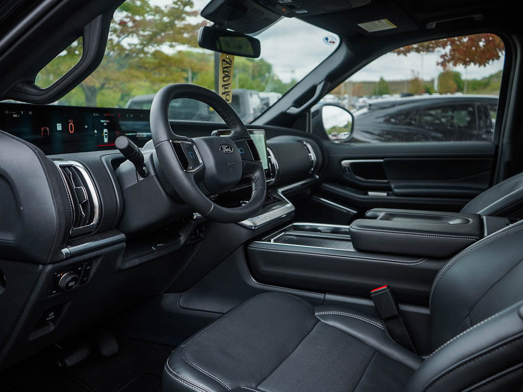New 2026 Ford Expedition Max Platinum w/ Stealth Appearance Package AWD/4WD image 19
