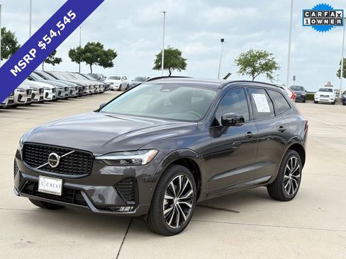 Certified 2025 Volvo XC60 B5 Plus AWD/4WD image 3
