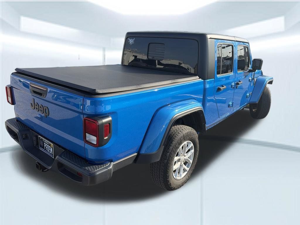 Used 2023 Jeep Gladiator Sport AWD/4WD image 5