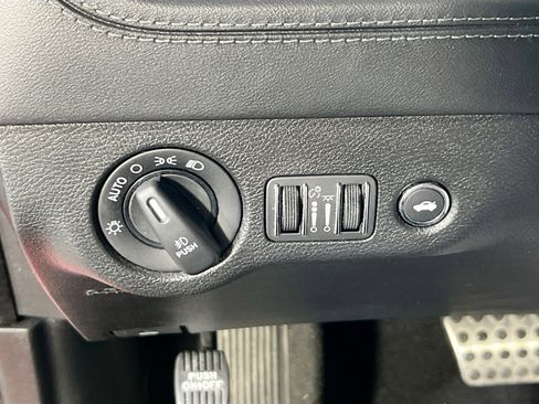 Used 2022 Dodge Charger Scat Pack w/ Dynamics Package image 10