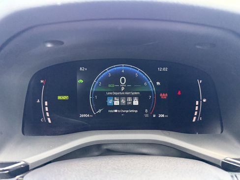 Used 2025 Toyota Camry LE FWD image 21