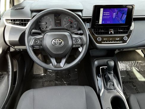 Used 2024 Toyota Corolla LE image 10