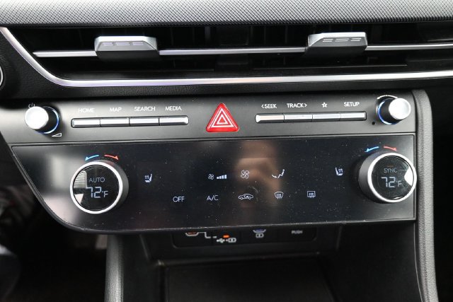 Used 2025 Hyundai Sonata SEL FWD image 20