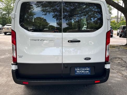 Used 2025 Ford Transit 250 Low Roof w/ Exterior Upgrade Package RWD image 4
