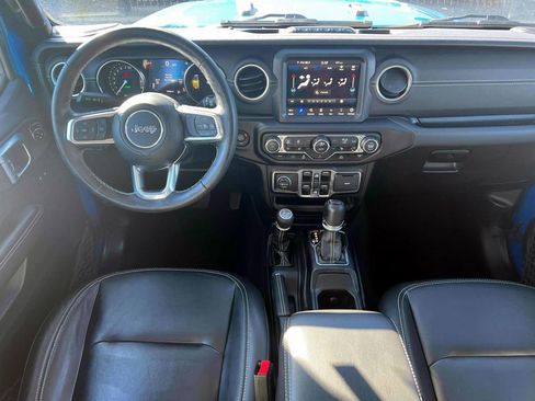 Used 2023 Jeep Wrangler Unlimited Sahara w/ Cold Weather Group image 12