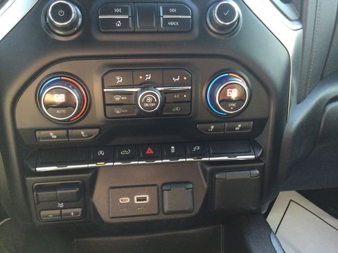Used 2021 Chevrolet Silverado 1500 RST w/ All Star Edition Plus AWD/4WD image 15