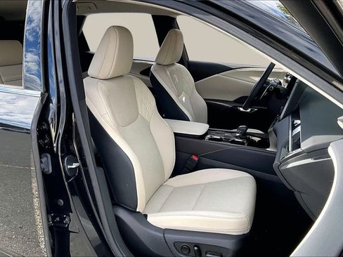Used 2023 Lexus RX 350 FWD image 21
