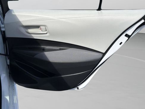 Used 2023 Toyota Corolla LE FWD image 31