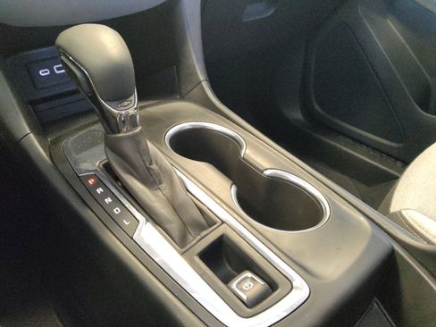 Used 2022 Chevrolet Equinox LS FWD image 26