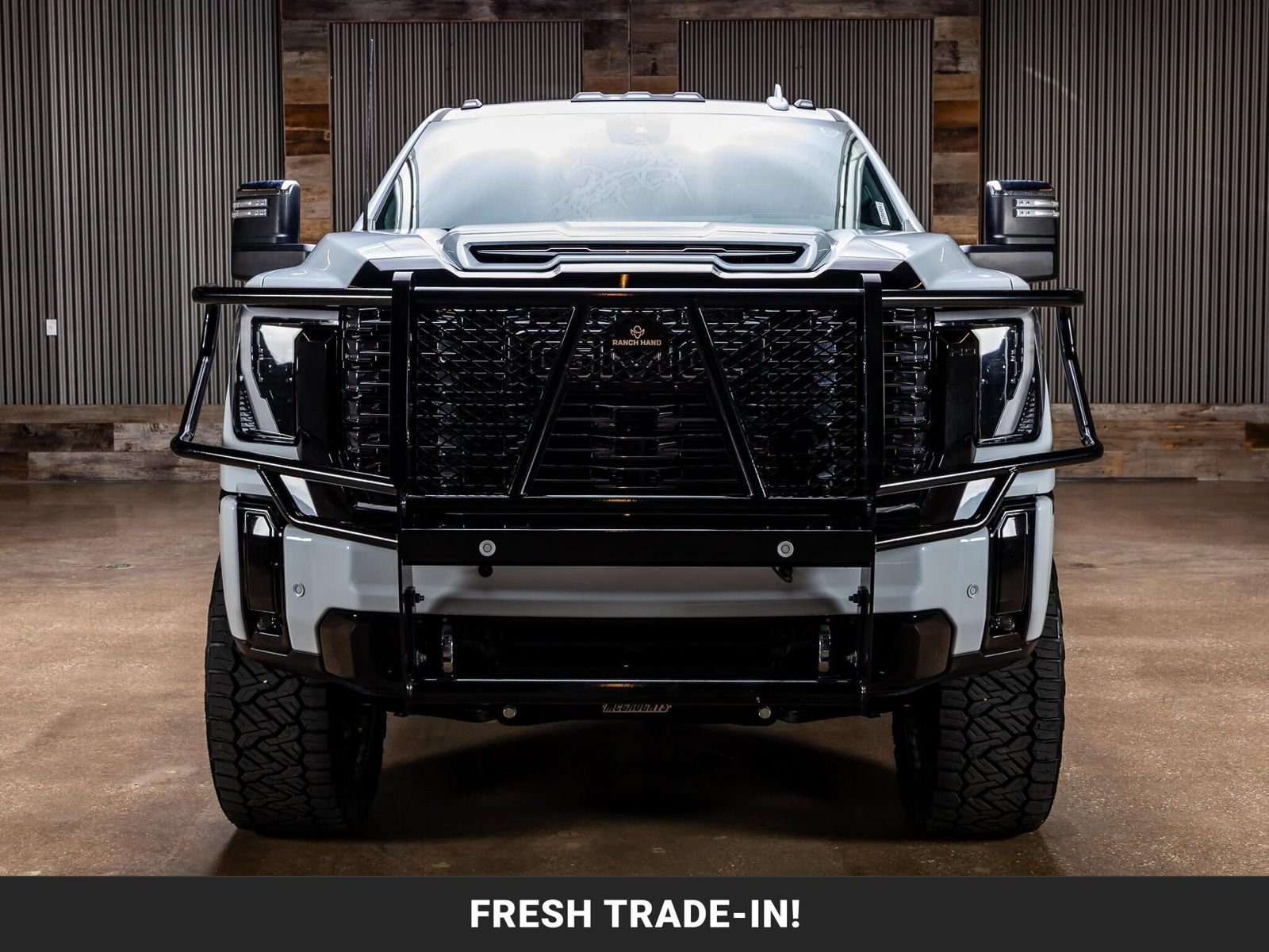 Used 2026 GMC Sierra 2500 Denali Ultimate AWD/4WD image 3