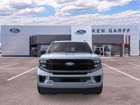 New 2026 Ford Expedition Max Platinum w/ Platinum Ultimate Package AWD/4WD image 9