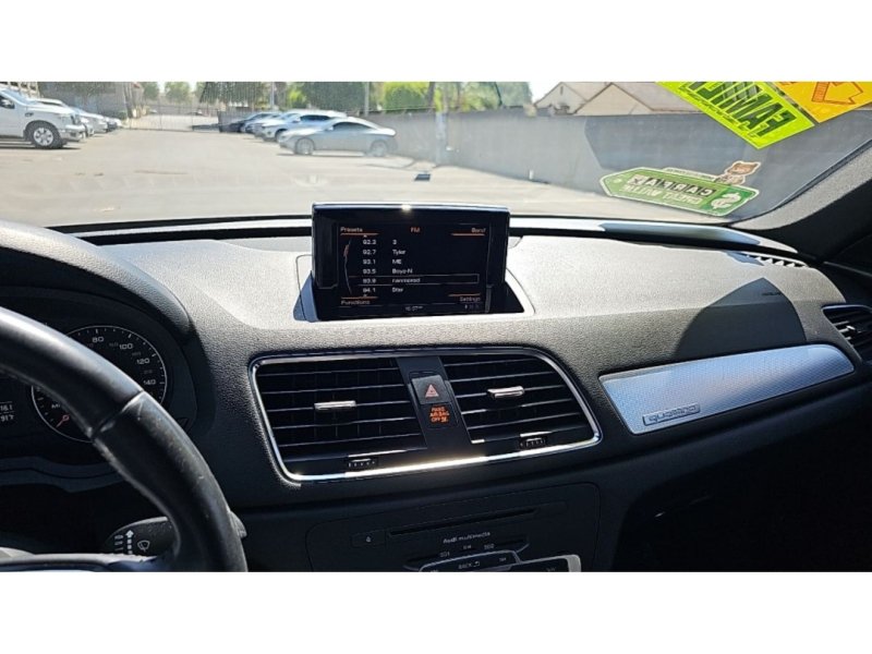 Used 2015 Audi Q3 2.0T Prestige w/ Prestige Package AWD/4WD image 19