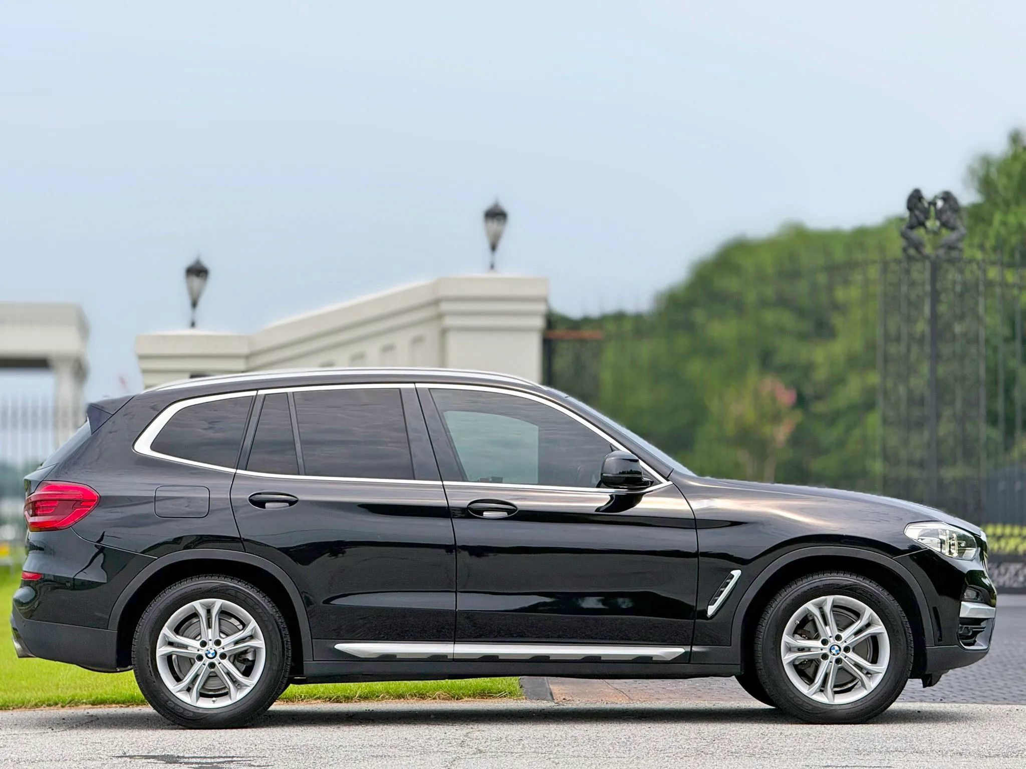 Used 2020 BMW X3 xDrive30i w/ Convenience Package AWD/4WD image 6