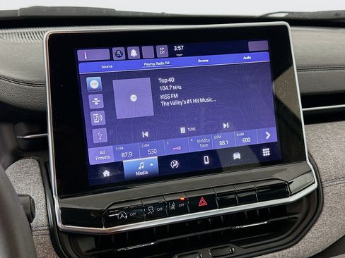 Used 2022 Jeep Compass Latitude FWD image 21